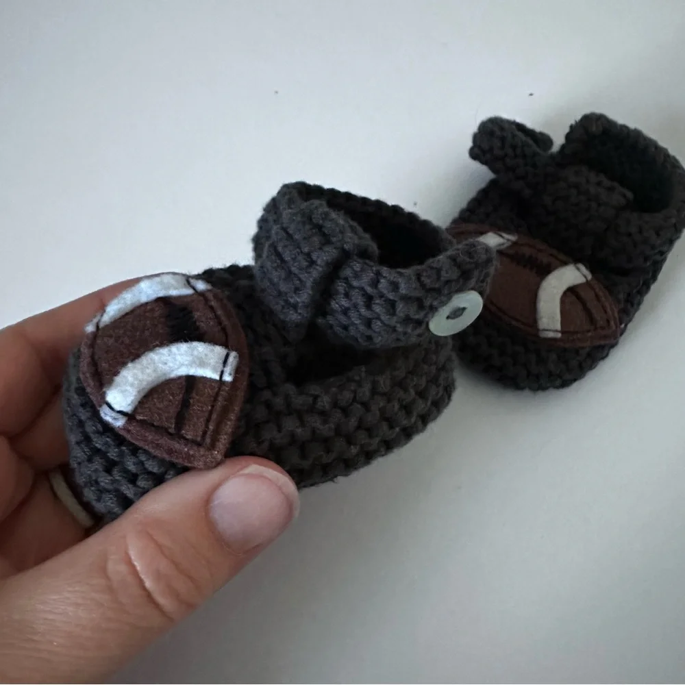Loralin Design grey crochet
